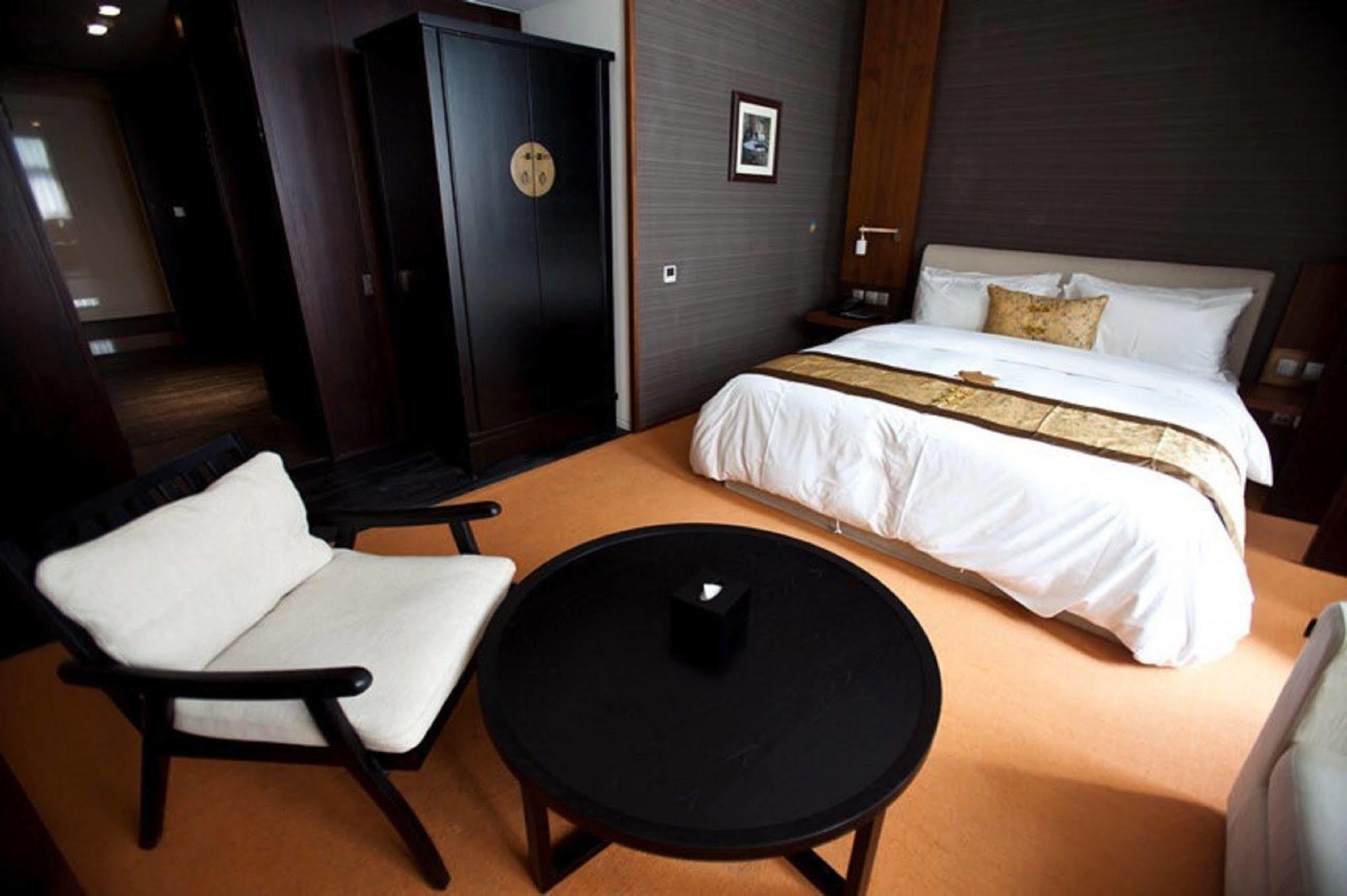 Hotel Momc Pekin Zewnętrze zdjęcie